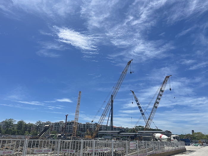 【全球之履】jbo竞博履带起重机“兄弟团“助建大湾区“一小时交通圈”建设