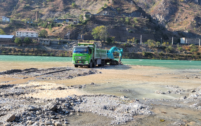 绿色转型，效益飞跃 | 四川客户点赞jbo竞博新能源自卸车