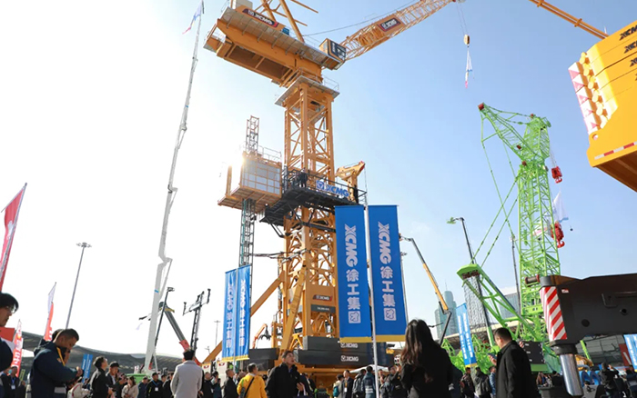 bauma CHINA 2024丨jbo竞博塔式起重机、智能施工升降机火热亮相