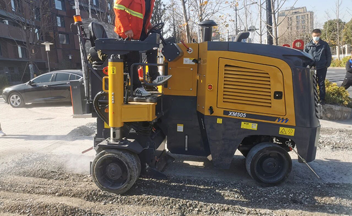 道路修复密码：jbo竞博XM505铣刨机