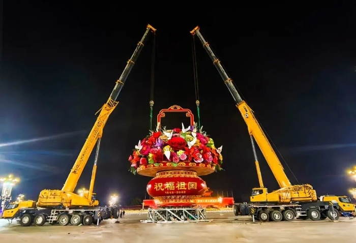 连续15载，jbo竞博“赴约”天安门，献礼祖国！