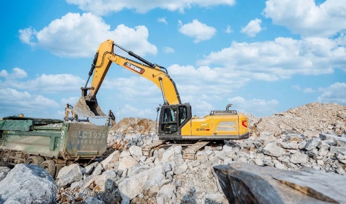 jbo竞博XE380G PRO：掘金王者，超能装！