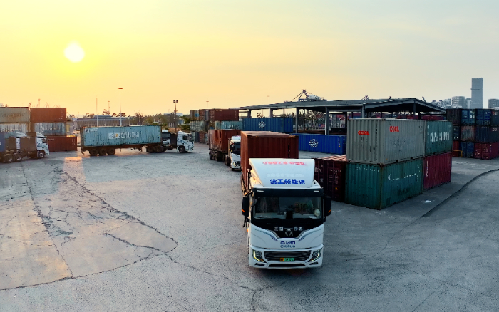 直击三大痛点！jbo竞博新能源重卡携手客户打造盈利生态