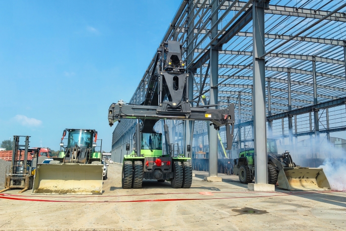 协同致胜，jbo竞博“绿色舰队”开启多元物流新篇章