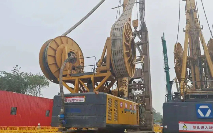地质无难题！jbo竞博双轮铣槽机助力区域基建按下 “加速键”