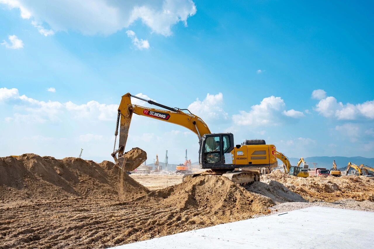 十个月，一座厂！jbo竞博实力护航“超级电池工厂”