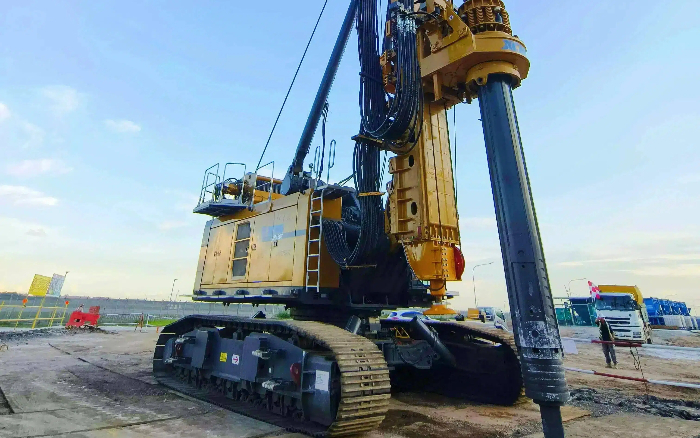 攻克高温、塌陷、深桩……jbo竞博XR450E一一破解！