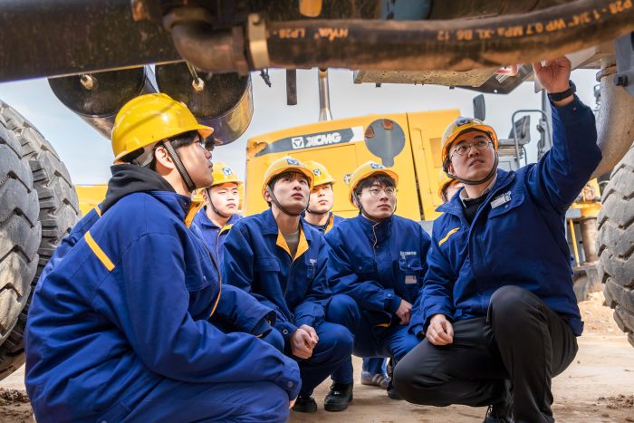 校企共育准员工 精准服务后市场 | 首批服务工程师定制班学员已到岗实习