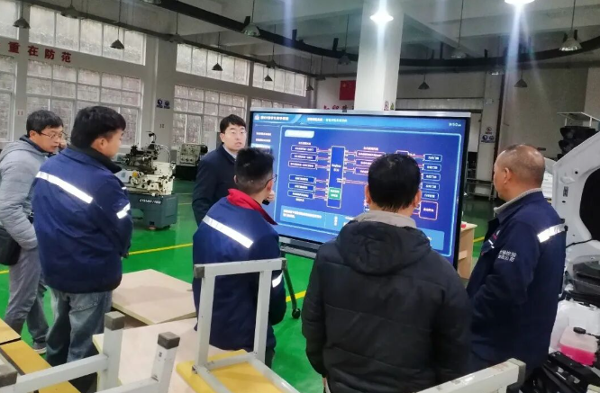 jbo竞博与云锡集团携手开展新能源汽车维修专项培训